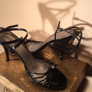 BCBGStrappy elegant sandals w/ rhinestone!